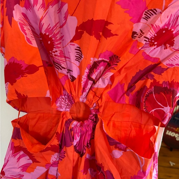 Scoop Women's Cut Out Midi Dress with Puff Sleeves - Picture 3 of 10